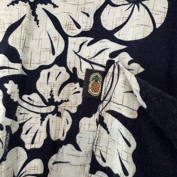 vintage ✨ Pineapple Connection Hawaiian shirt - Picture 4 of 6
